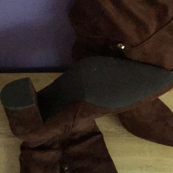 Just Fab caramel boots. Size 8.5. - Picture 3 of 4